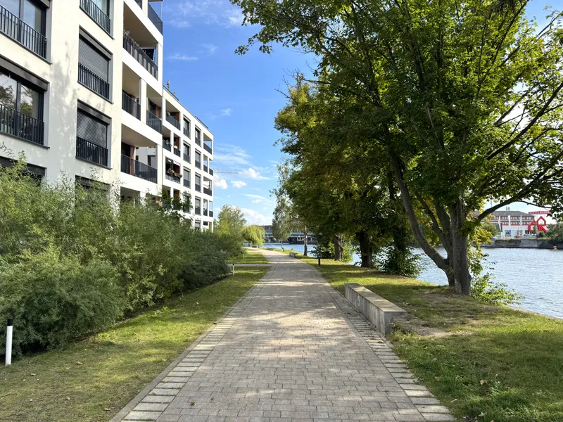 Möbliertes Spreeglück – Einziehen & Wohlfühlen in Oberschöneweide — photo 1